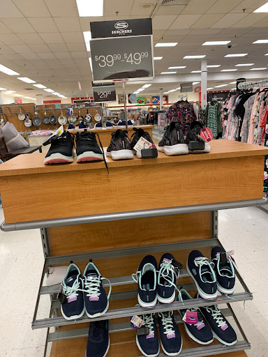 Department Store «T.J. Maxx», reviews and photos, 30965 Five Mile Road, Livonia, MI 48154, USA
