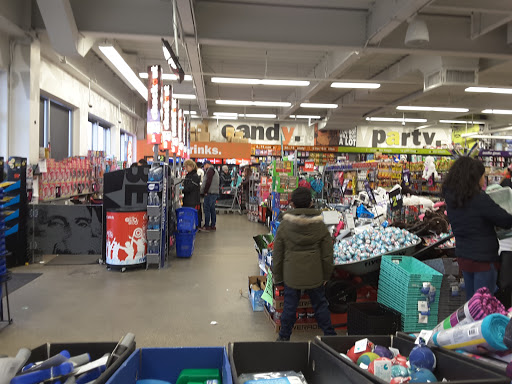 Variety Store «Five Below», reviews and photos, 1260 Old Country Rd, Westbury, NY 11590, USA