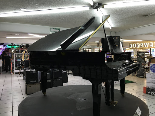 Piano shops in Puebla