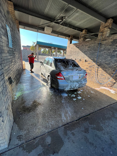 Camp Wisdom Carwash en Dallas