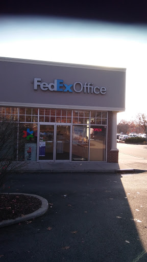Print Shop «FedEx Office Print & Ship Center», reviews and photos, 2415 Palmer Ave d, New Rochelle, NY 10801, USA