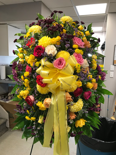 Florist «Crystal Florist & Greenhouse II», reviews and photos, 311 Passaic St, Garfield, NJ 07026, USA
