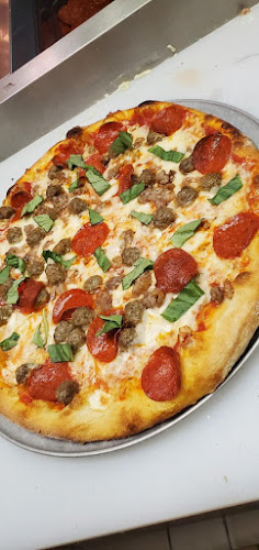 #7 best pizza place in Waynesville - Amici's Italian Restaurant