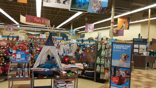 Pet Supply Store «Petco Animal Supplies», reviews and photos, 416 Crossroads Blvd, Cary, NC 27518, USA