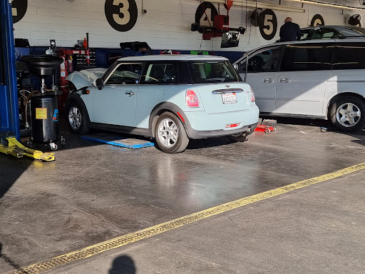 Auto Parts Store «Pep Boys Auto Parts & Service», reviews and photos, 1530 S Harbor Blvd, Fullerton, CA 92832, USA