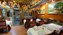 Atmosphère du Restaurant indien Taj Mahal Paris - n°2