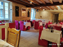 Atmosphère du Restaurant français La Petite Tonnelle à Beynac-et-Cazenac - n°19
