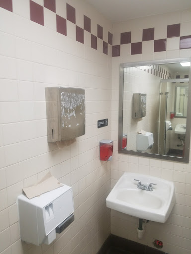 Laundromat «Dixie Coin Laundry», reviews and photos, 30322 Old Dixie Hwy, Homestead, FL 33033, USA