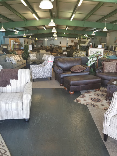Ashley Furniture HomeStore, 6508 Market St, Wilmington, NC 28405, USA, 