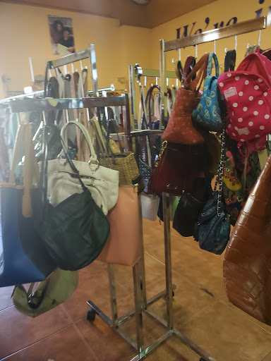 Thrift Store «Goodwill West Palm Beach/South Dixie Store & Donation Center», reviews and photos