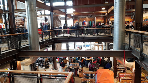 Camping Store «REI», reviews and photos, 412 S 27th St, Pittsburgh, PA 15203, USA