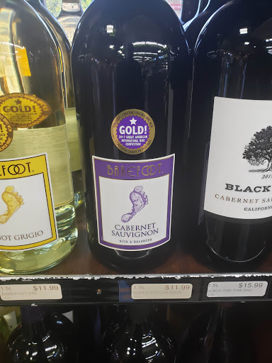 Liquor Store «Liquor Plaza INC», reviews and photos, 133 Walt Whitman Rd, Huntington Station, NY 11746, USA