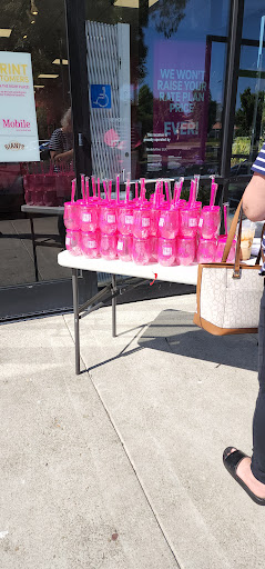 Cell Phone Store «T-Mobile», reviews and photos, 35020 Newark Blvd, Newark, CA 94560, USA