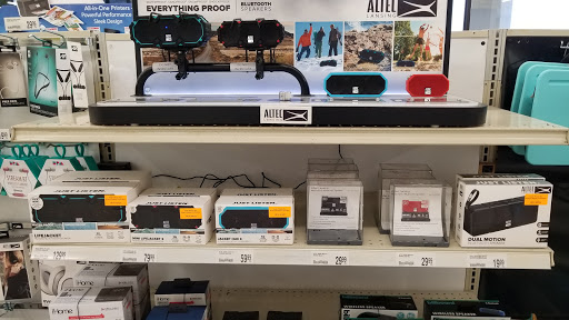 Office Supply Store «OfficeMax», reviews and photos, 4160 28th St SE, Kentwood, MI 49512, USA