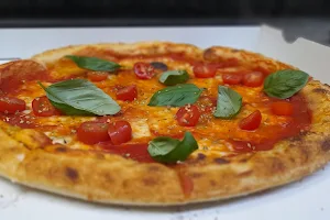 Pizza Pitta Mehr image