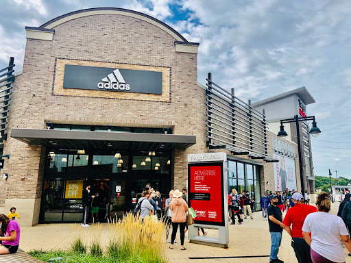 Outlet Mall «Tanger Outlet Grand Rapids», reviews and photos, 350 84th St SW, Byron Center, MI 49315, USA