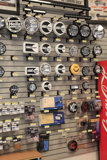 Truck Accessories Store «4 Wheel Parts - Nashville, TN», reviews and photos, 4095 Nolensville Pike b, Nashville, TN 37211, USA