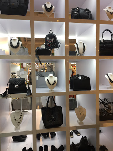 Fashion Accessories Store «Charming Charlie», reviews and photos, 1028 Old Country Rd, Garden City, NY 11530, USA