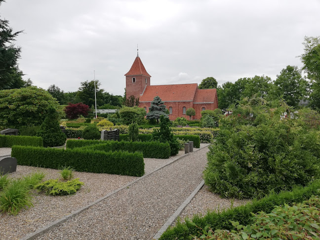 Anmeldelser af Sørup Kirke i Aalborg - Kirke