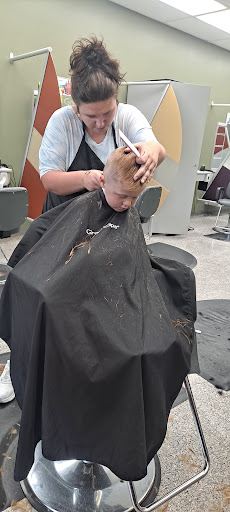 Hair Salon «Great Clips», reviews and photos, 565-B Village Green Dr, Gallatin, TN 37066, USA