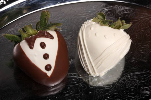 Dessert Shop «Toffee Break Desserts», reviews and photos, 3306 Commercial Ave, Northbrook, IL 60062, USA