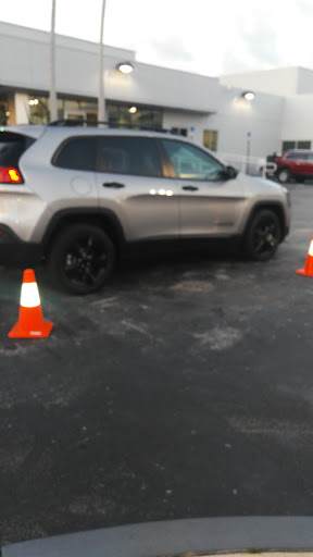 Dodge Dealer «Dadeland Dodge Chrysler Jeep Ram», reviews and photos, 16501 S Dixie Hwy, Miami, FL 33157, USA