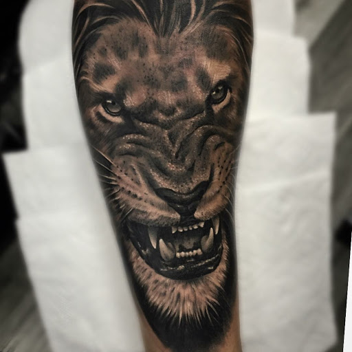Explore easy small tattoo ideas, creative tattoo ideas in Miami, available at INKAHOLIK TATTOOS