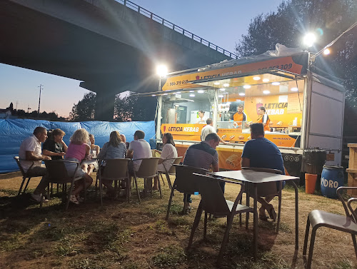 Letícia kebab em Areias