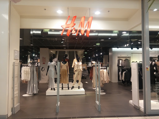 H&M