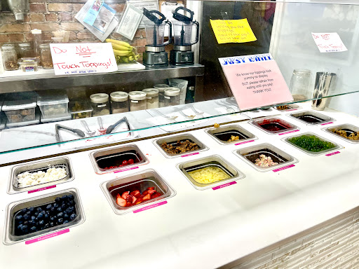 Frozen Yogurt Shop «Just Chill Frozen Desserts & Creperie», reviews and photos, 47 Main St, Clinton, NJ 08809, USA