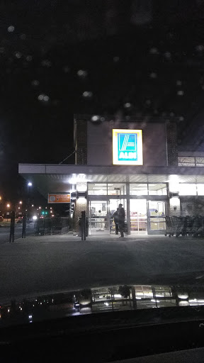 Supermarket «ALDI», reviews and photos, 3586 Steelyard Dr, Cleveland, OH 44109, USA