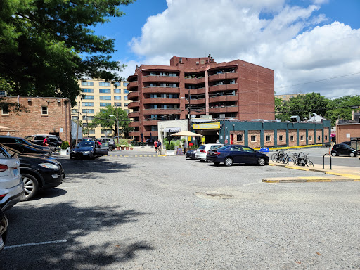 Car Wash «Flagship Car Wash Center», reviews and photos, 4432 Connecticut Ave NW, Washington, DC 20008, USA