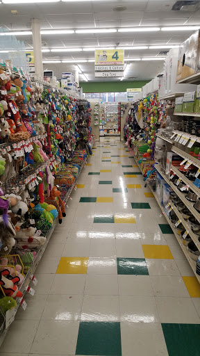 Pet Supply Store «Pet Supplies Plus», reviews and photos, 227 W Merrick Rd, Valley Stream, NY 11580, USA