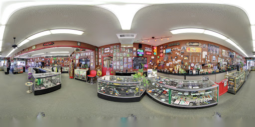 Tobacco Shop «Paraphernalia Boutique - Smoke Shop / Head Shop», reviews and photos, 4234 W Dunlap Ave, Phoenix, AZ 85051, USA