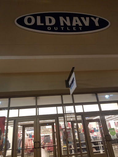 Shopping Mall «Charlotte Premium Outlets», reviews and photos, 5404 New Fashion Way, Charlotte, NC 28278, USA