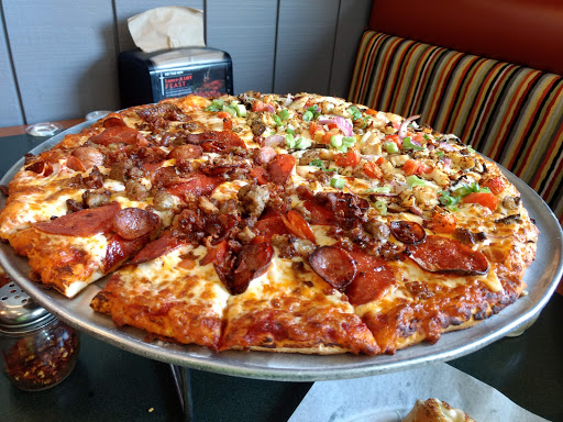 Pizza Restaurant «Round Table Pizza», reviews and photos, 2690 41st Ave, Soquel, CA 95073, USA