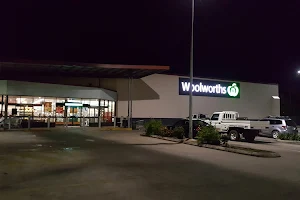 Woolworths Sarina image