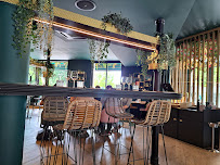 Atmosphère du Restaurant Livia à Le Perreux-sur-Marne - n°2