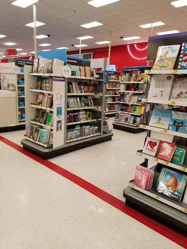 Department Store «Target», reviews and photos, 4920 Transit Rd, Depew, NY 14043, USA