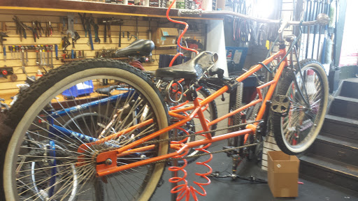 Bicycle Store «The Bike Palace», reviews and photos, 1600 S Pacific Ave # B, San Pedro, CA 90731, USA