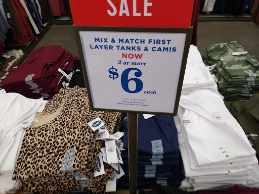 Clothing Store «Old Navy», reviews and photos, 2421 Cranberry Hwy, Wareham, MA 02571, USA