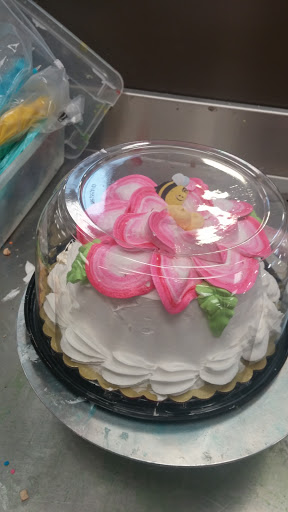 Grocery Store «Kroger», reviews and photos, 305 E Lewis and Clark Pkwy, Clarksville, IN 47129, USA