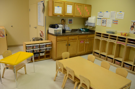 Day Care Center «Bluegrass Academy Child Care», reviews and photos, 3830 Ruckriegel Pkwy, Louisville, KY 40299, USA