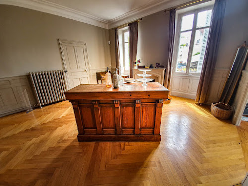 Magasin d'ameublement et de décoration Rozanne atelier de curiosité Beaune