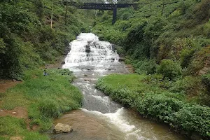 Nanu Oya Water Falls, Nanu Oya image