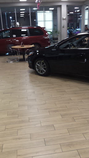 Toyota Dealer «Planet Toyota», reviews and photos, 5540 Auto Ct Dr, Matteson, IL 60443, USA