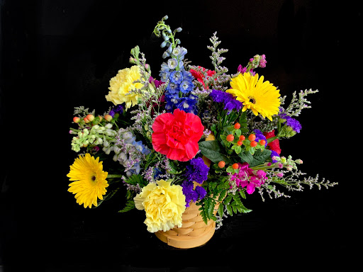 Florist «The Enchanted Florist», reviews and photos, 109 Public Sq, Lagrange, OH 44050, USA