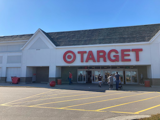 Department Store «Target», reviews and photos, 2000 W Waters Rd, Ann Arbor, MI 48103, USA