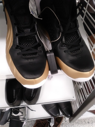 Clothing Store «Ross Dress for Less», reviews and photos, 11840 W 95th St, Overland Park, KS 66214, USA