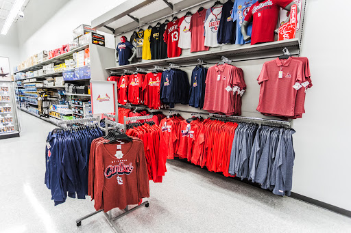 Sporting Goods Store «Academy Sports + Outdoors», reviews and photos, 14260 Manchester Rd, Manchester, MO 63011, USA